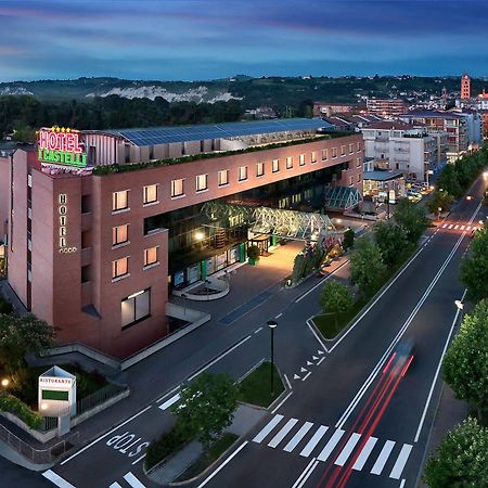 Hotel Ristorante I Castelli Alba  Esterno foto