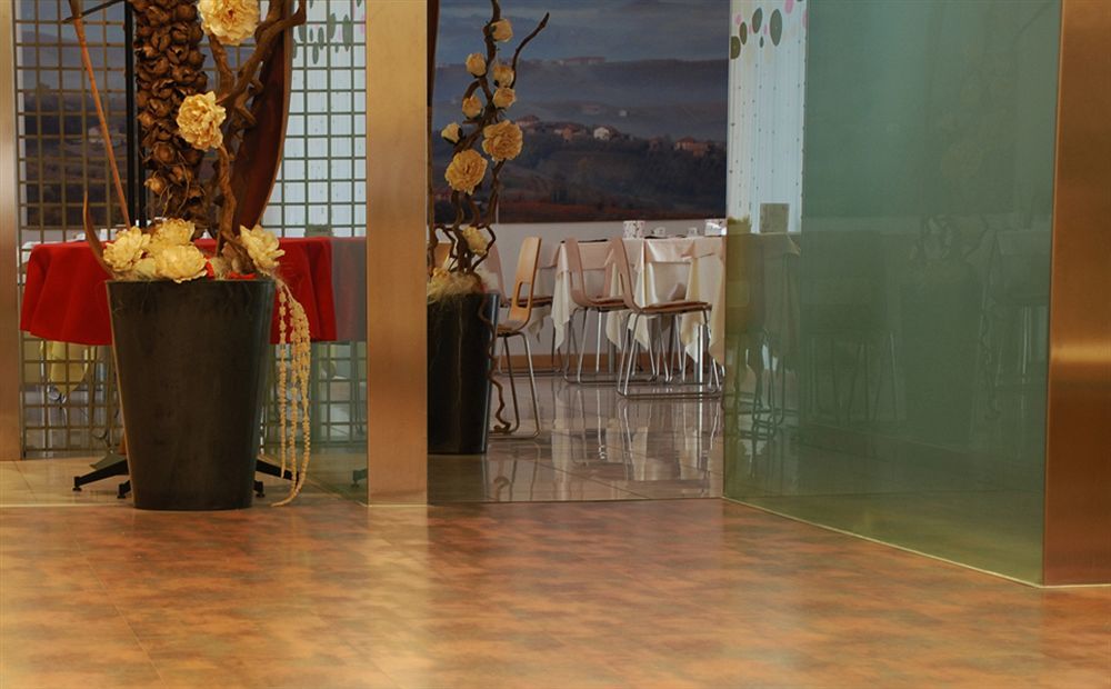 Hotel Ristorante I Castelli Alba  Esterno foto